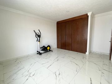 CASA EN VENTA (ejido) DENTRO DE PRIVADA EN CACALOMACAN A 5min DE PASEO COLON DE TOLUCA