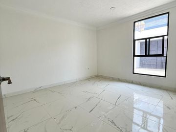 CASA EN VENTA (ejido) DENTRO DE PRIVADA EN CACALOMACAN A 5min DE PASEO COLON DE TOLUCA