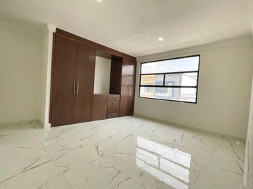 CASA EN VENTA (ejido) DENTRO DE PRIVADA EN CACALOMACAN A 5min DE PASEO COLON DE TOLUCA