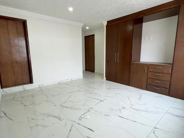 CASA EN VENTA (ejido) DENTRO DE PRIVADA EN CACALOMACAN A 5min DE PASEO COLON DE TOLUCA