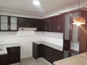 CASA EN VENTA POR ESTRENAR SANTA ROSA