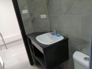 CASA EN VENTA POR ESTRENAR SANTA ROSA