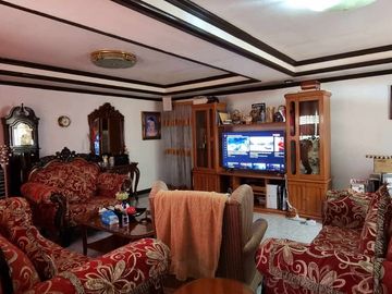1296sqm Corner  Lot  with 4 units 2-storey apartment and Bungalow House with pool for SALE in Malabanias Angeles City Pampanga