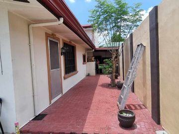 1296sqm Corner  Lot  with 4 units 2-storey apartment and Bungalow House with pool for SALE in Malabanias Angeles City Pampanga