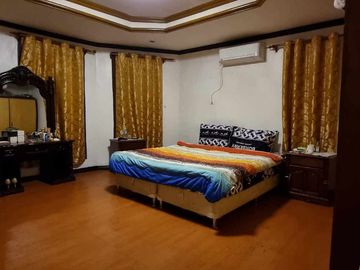 1296sqm Corner  Lot  with 4 units 2-storey apartment and Bungalow House with pool for SALE in Malabanias Angeles City Pampanga