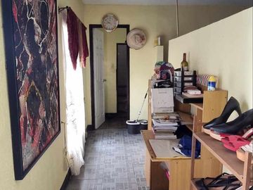 1296sqm Corner  Lot  with 4 units 2-storey apartment and Bungalow House with pool for SALE in Malabanias Angeles City Pampanga