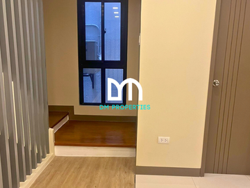 For Sale: 3-Storey Townhouse at Teacher's Village, Quezon City