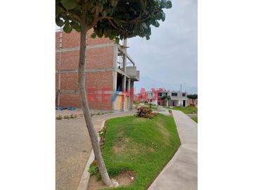 VENTA DE LOTE 90 M2 URB. ALTOS DEL VALLE 15 O E 4