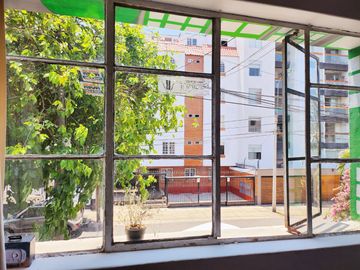 Se Vende Casa A Precio De Terreno Zona Centrica De Miraflores Ideal Para Inversionistas !!!