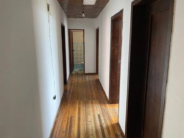 Casa en Venta de 269 m² Cumbayá (San Francisco de Pinsha) A pocas cuadras del parque metropolitano de Cumbayá