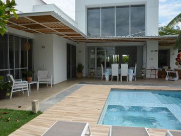 VENTA CASA  - JAMUNDI  - COLOMBIA