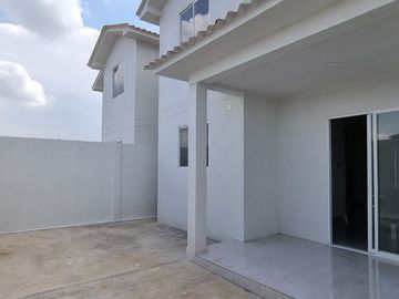 Venta de casa en etapa Soleana de Casalaguna- Casa Camelia a pocos minutos Riocentro Dorado, La Aurora