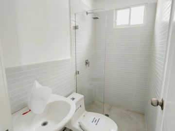 Venta de casa en etapa Soleana de Casalaguna- Casa Camelia a pocos minutos Riocentro Dorado, La Aurora