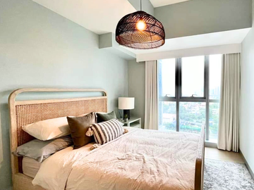 Uptown Parksuites 2BR Unit for Sale, BGC, Taguig