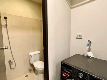 Uptown Parksuites 2BR Unit for Sale, BGC, Taguig