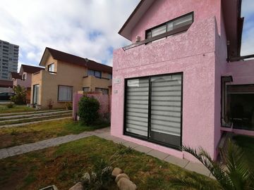 Hermosa Casa en Condominio en La Herradura, Coquimbo