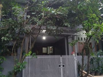 Rumah 3 Lantai Dalam Perumahan GDC Dekat Alun - Alun Depok