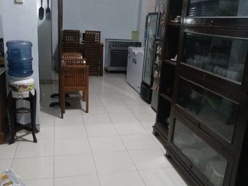 Rumah 3 Lantai Dalam Perumahan GDC Dekat Alun - Alun Depok