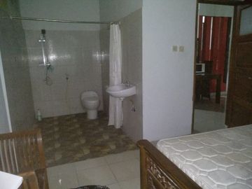 Rumah 3 Lantai Dalam Perumahan GDC Dekat Alun - Alun Depok