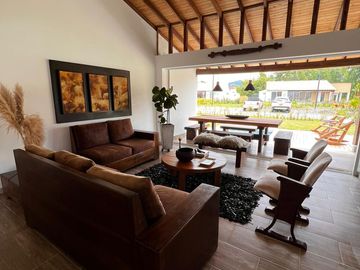 Casa campestre en venta El Caimo Armenia Tres colinas