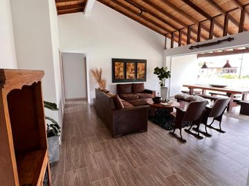 Casa campestre en venta El Caimo Armenia Tres colinas