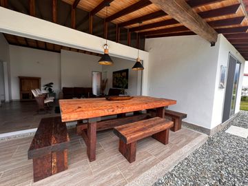 Casa campestre en venta El Caimo Armenia Tres colinas
