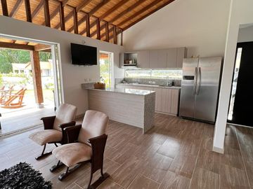 Casa campestre en venta El Caimo Armenia Tres colinas