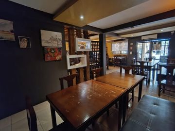 CASA COMERCIAL EN ZONA NORTE SECTOR GASTRONÓMICO DE PORTOVIEJO