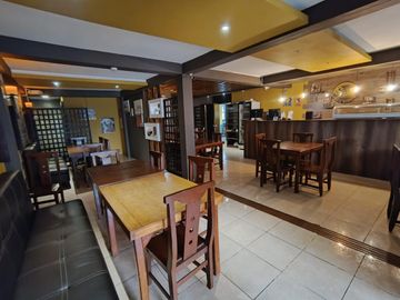 CASA COMERCIAL EN ZONA NORTE SECTOR GASTRONÓMICO DE PORTOVIEJO