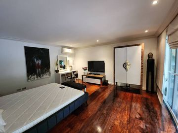 CDN - FOR SALE: 5 Bedroom House in Ayala Alabang Village, Muntinlupa City