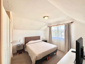 Se vende casa segura en condominio cerrado, 3 piezas 3 baños, sector Rauquen, Curicó