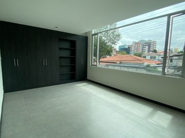 SUITE DE VENTA POR ESTRENAR UBICADO EN LA FLORESTA 82 METROS, BALCON, PRIMER PISO $115.000