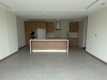 SUITE DE VENTA POR ESTRENAR UBICADO EN LA FLORESTA 82 METROS, BALCON, PRIMER PISO $115.000
