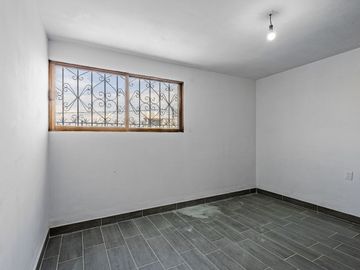 Casa en Venta, San Miguel Jacalones. Chalco. Estado de México