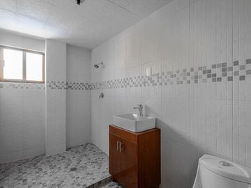 Casa en Venta, San Miguel Jacalones. Chalco. Estado de México
