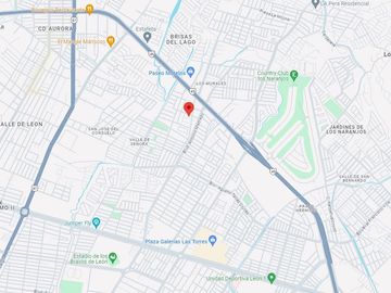 Hermosa y amplia casa de remate bancario en el Fraccionamiento Condado, León, Guanajuato!