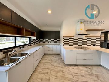 Hermosa casa en fraccionamiento residencial con excelentes amenidades, Gema Residencial, Pachuca