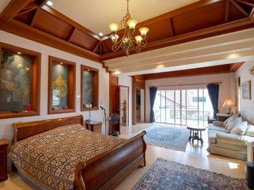 3 Bedroom with Guesthouse in Lanna Thara Hang Dong