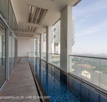 Triplex Penthouse with Swimming Pool