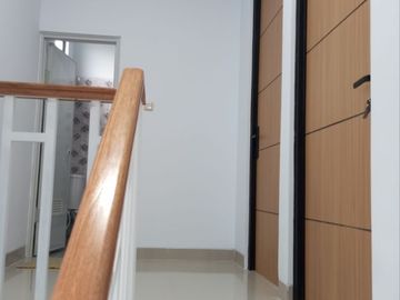DIJUAL RUMAH SIAP HUNI MURAH DI PERUMAHAN JATISARI JATIASIH BEKASI DEKAT MABES TNI CILANGKAP JUAL