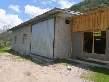 Hermosa quinta en venta por estrenar con 10.000m2T sector Tutupali Chico