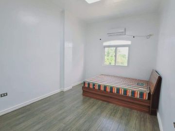 3 BEDROOMS MODERN TOWNHOUSE FOR SALE IN PORAC, PAMPANGA NEAR CLARK AIRPORT