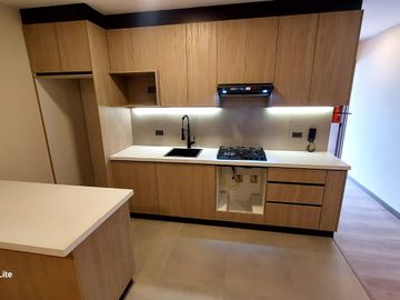 🏡En Venta Suite moderna en Narancay 🏡