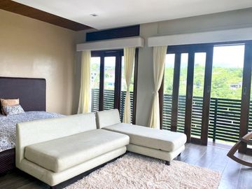Spacious 6 Bedrooms House with Pool in Uphill Royale Cebu