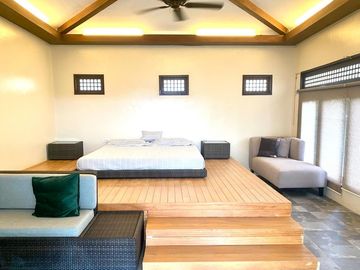 Spacious 6 Bedrooms House with Pool in Uphill Royale Cebu