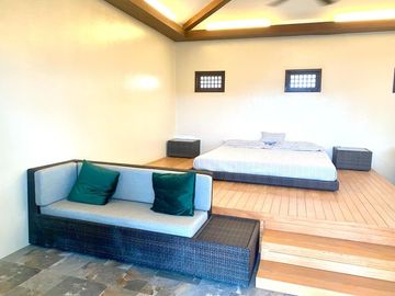 Spacious 6 Bedrooms House with Pool in Uphill Royale Cebu