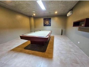 Spacious 6 Bedrooms House with Pool in Uphill Royale Cebu