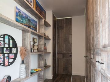 Venta Casa, Tenjo, amplia 1 piso, 4 habitaciones, 5 baños.