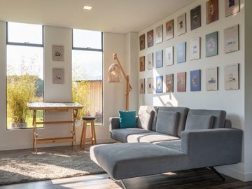 Venta Casa, Tenjo, amplia 1 piso, 4 habitaciones, 5 baños.