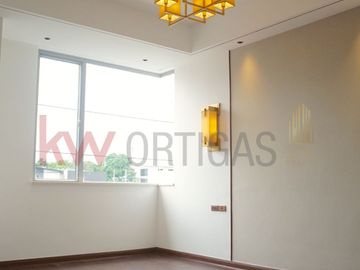 Brand New Asian Style Townhouses in San Juan City for Sale